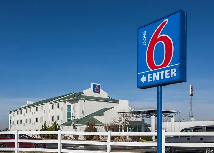 Motel 6-Dale, In