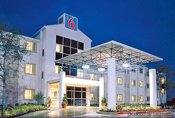 6-dale, In Hotel 2*