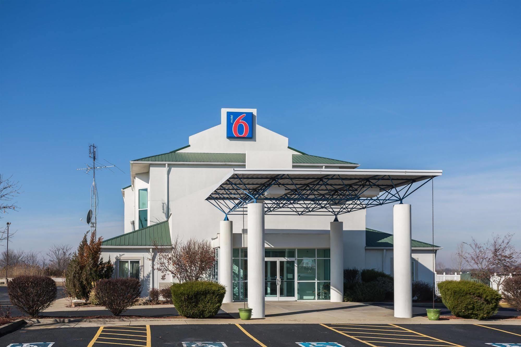 Hotel 6-dale, In Dale